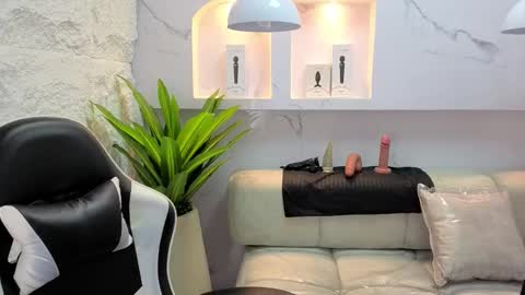 AURORA  online show from 02.03.26