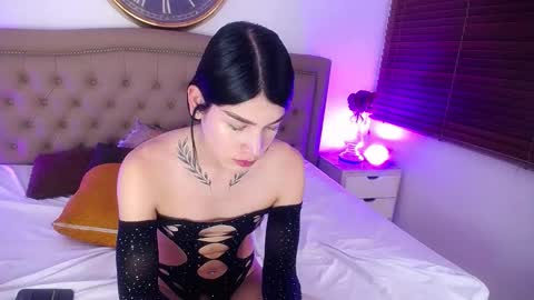 Aurora Ricci online show from 10.03.25