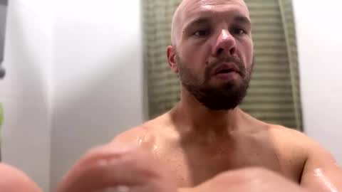 Snapshot of aussieboycal chatting on 02.18.26 aussieboycal online show from 02.18.26