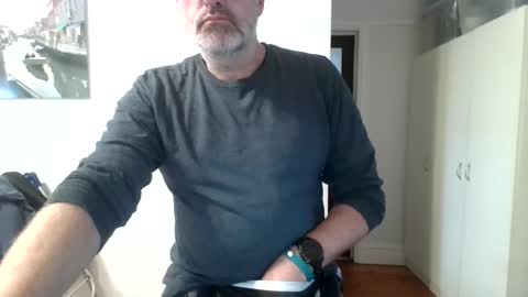 aussiemaninmelbourne online show from 06.16.26