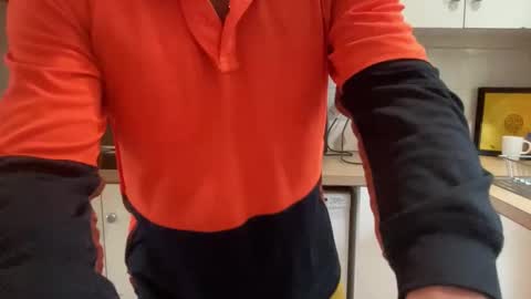 Snapshot of aussiemuscledad chatting on 03.23.26 AussieMuscleDad online show from 03.23.26