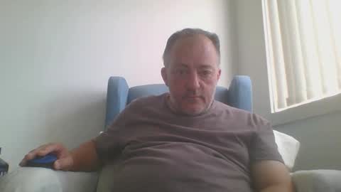 Snapshot of aussiesydguy chatting on 12.15.25 chatbateaussie online show from 12.15.25