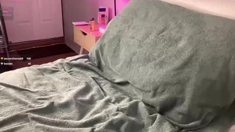 aussietwunkboy online show from 11.20.25