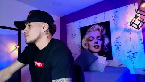 Snapshot of austin_collinss chatting on 02.19.25 AUSTIN online show from 02.19.25