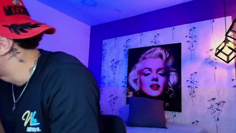 Snapshot of austin_collinss chatting on 03.01.25 AUSTIN online show from 03.01.25