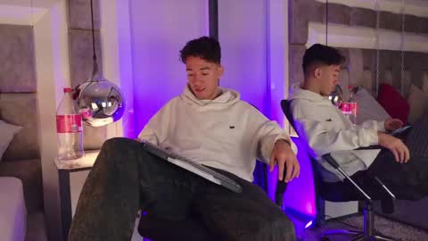 austinreeds online show from 05.06.26