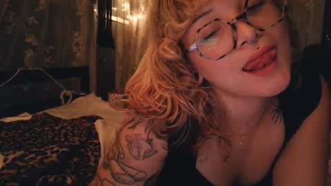 Autie 3 online show from 04.19.26