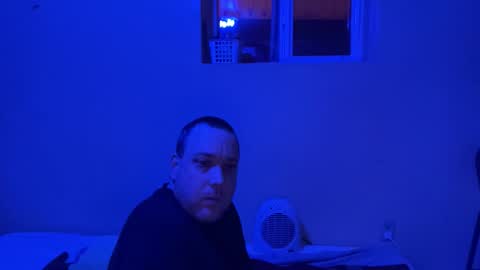 Snapshot of auz1812 chatting on 11.29.25 Auz online show from 11.29.25