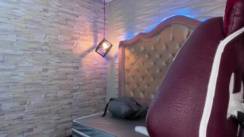              online show from 01.11.25