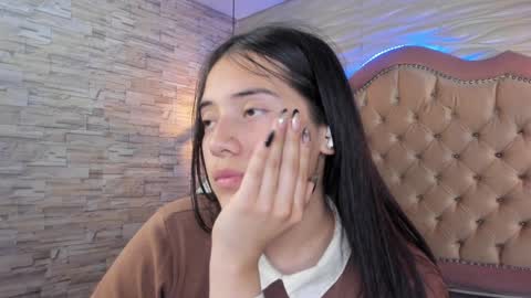              online show from 01.12.25