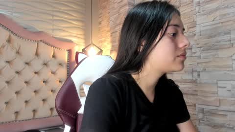              online show from 01.18.25