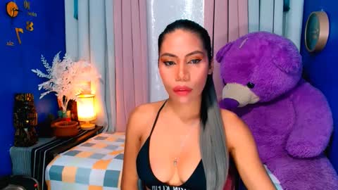 Snapshot of ava_cummer chatting on 02.12.25 Ava online show from 02.12.25