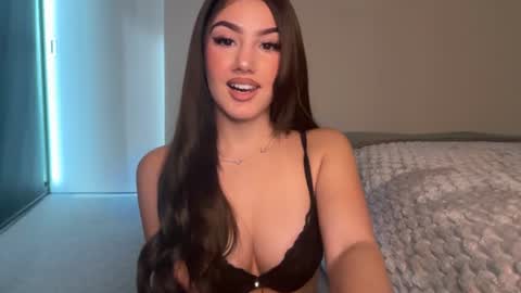 Snapshot of ava_delightt chatting on 06.27.26 Ava online show from 06.27.26