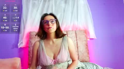 Snapshot of ava_raye chatting on 06.22.26 Ava online show from 06.22.26