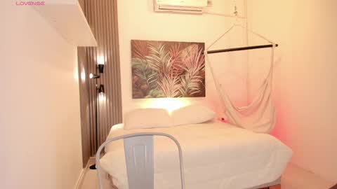 Avalon online show from 11.15.25