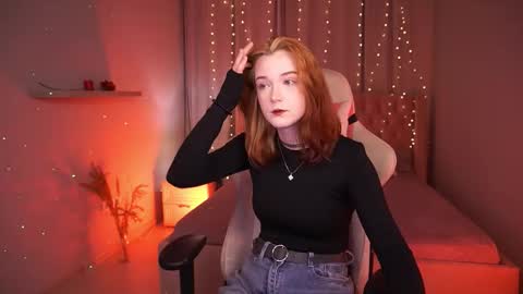 Snapshot of avaryder chatting on 10.02.25 Ava online show from 10.02.25
