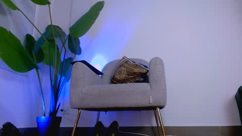 Hi im aqua is nice with me online show from 03.25.26