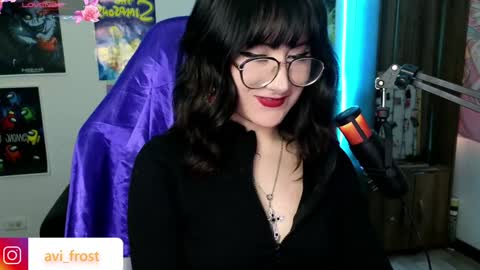 Snapshot of avi_frost chatting on 12.05.24 Saraaaa independent model 3 online show from 12.05.24