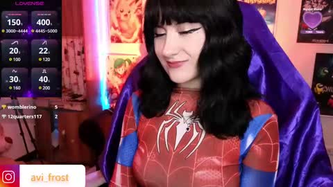 Snapshot of avi_frost chatting on 02.20.25 Saraaaa independent model 3 online show from 02.20.25