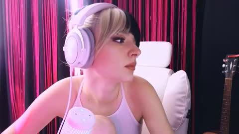 Avriel online show from 02.01.26