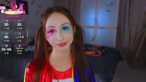 Snapshot of avrillemell chatting on 10.31.25 Avril online show from 10.31.25