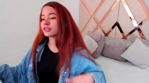 Avril  online show from 02.04.26