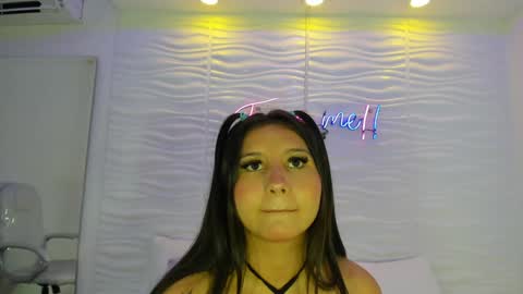 Snapshot of avymilton chatting on 12.12.24 Avy online show from 12.12.24