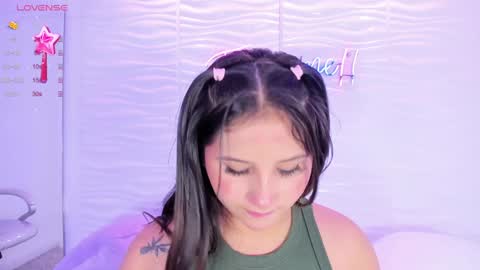 Snapshot of avymilton chatting on 01.07.25 Avy online show from 01.07.25