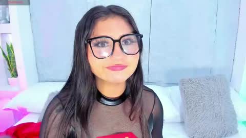 Snapshot of avymilton chatting on 10.03.25 Avy online show from 10.03.25