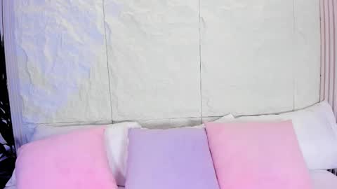 Snapshot of avymilton chatting on 11.29.25 Avy online show from 11.29.25