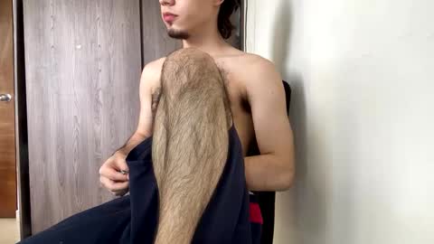 Snapshot of aw0052 chatting on 09.16.25 AndrewXxl independent online show from 09.16.25