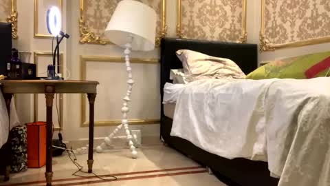 awardy3211 online show from 12.19.24