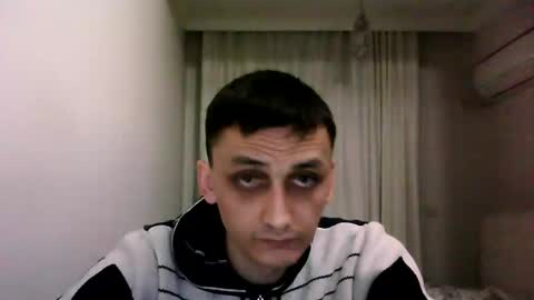 Snapshot of awesenheit chatting on 02.14.25 awesenheit online show from 02.14.25