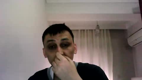 Snapshot of awesenheit chatting on 04.19.26 awesenheit online show from 04.19.26