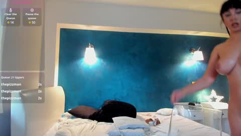 Jolie online show from 12.08.24