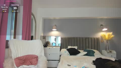 Jolie online show from 10.23.25