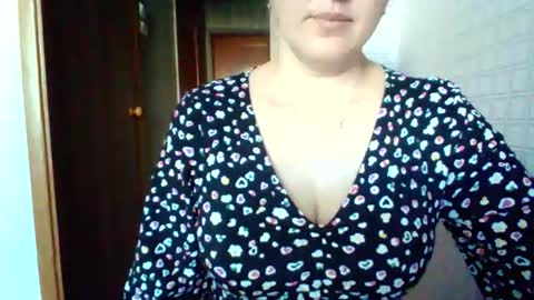 awesomeladyy online show from 04.04.26