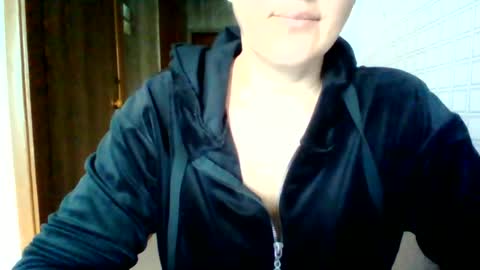 Snapshot of awesomeladyy chatting on 06.13.26 awesomeladyy online show from 06.13.26