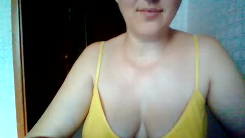 Snapshot of awesomeladyy chatting on 06.24.26 awesomeladyy online show from 06.24.26