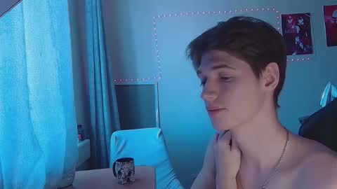 Snapshot of axel_0ne chatting on 02.16.26 axel_0ne online show from 02.16.26