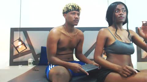 axel_black1 online show from 02.10.25