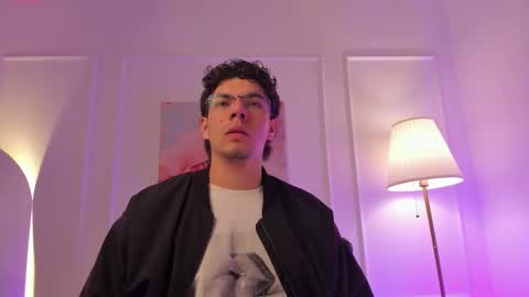 Snapshot of axel_creed chatting on 02.15.26 Yooung King online show from 02.15.26