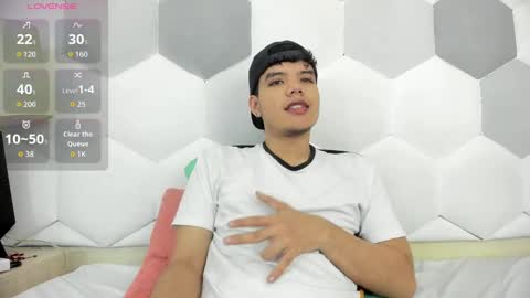 Snapshot of axel_forte chatting on 10.21.25 Axel Forte online show from 10.21.25