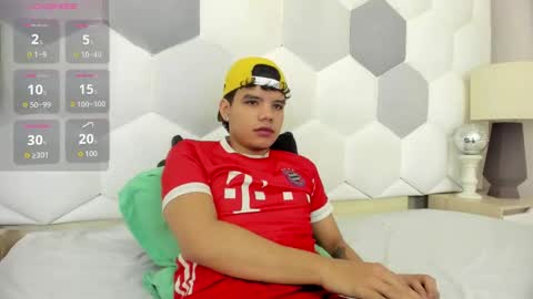 Snapshot of axel_forte chatting on 10.25.25 Axel Forte online show from 10.25.25