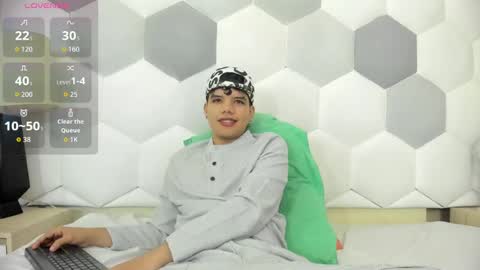 Snapshot of axel_forte chatting on 10.27.25 Axel Forte online show from 10.27.25