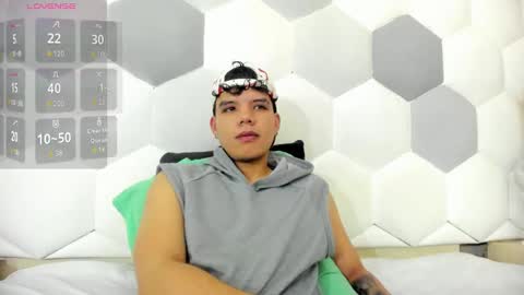 Snapshot of axel_forte chatting on 11.10.25 Axel Forte online show from 11.10.25