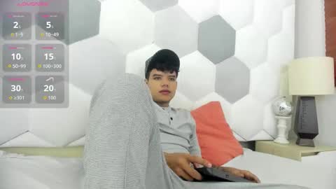 Axel Forte online show from 12.17.25