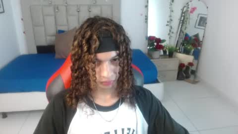 Axel online show from 06.20.26