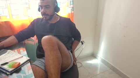 Axel online show from 11.19.25