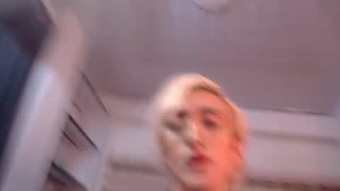 Snapshot of axel_ramos chatting on 12.16.24 exel online show from 12.16.24